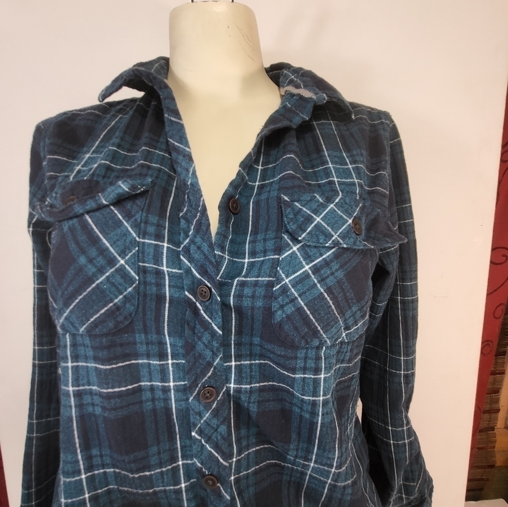 Wind River Plaid Long Sleeve Collared Blouse - Picture 6 of 11